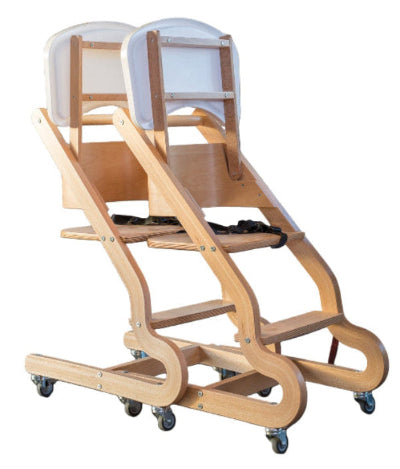 Chaise haute avec plateau – PRESTIGE – Équipements professionnels ERP – Image 1 | KODIF