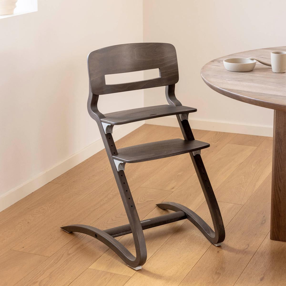Chaise haute évolutive - LEANDER LOUIE - hêtre naturel – Équipements professionnels ERP – Image 8 | KODIF