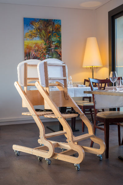 Chaise haute pour enfant à roulettes - PRE FLEX – Équipements professionnels ERP – Image 4 | KODIF