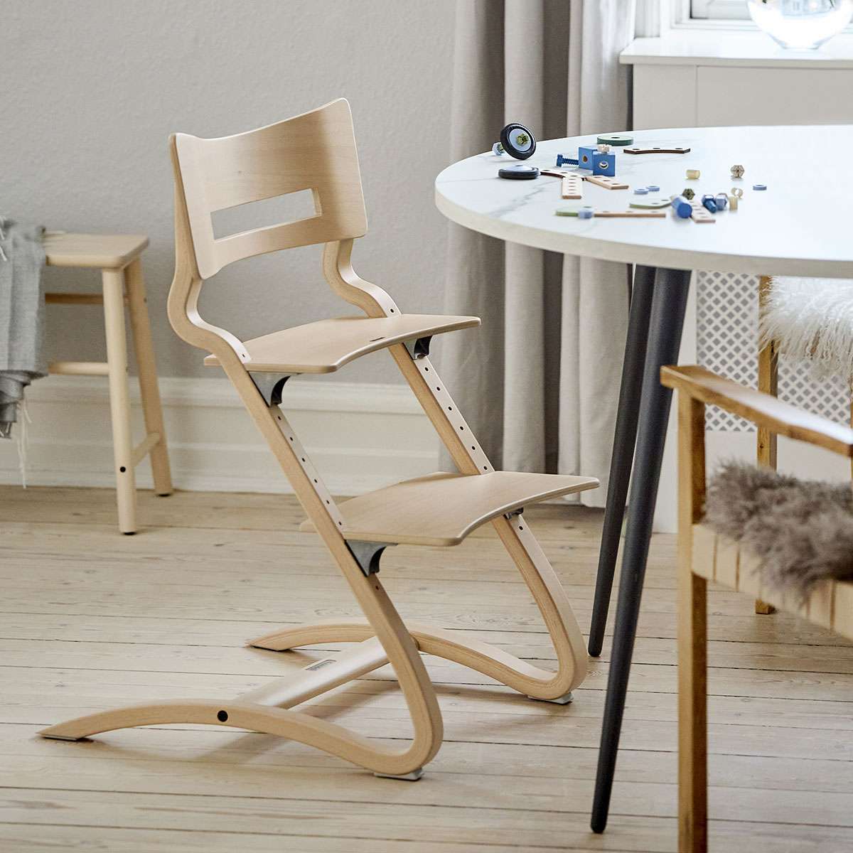 Chaise haute évolutive Leander Classic en hêtre massif-Chaise enfant-Leander-Kodif